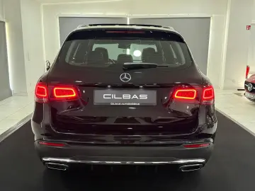 MERCEDES-BENZ GLC 300 de 4M AMG-LINE PANO DISTR KAM …