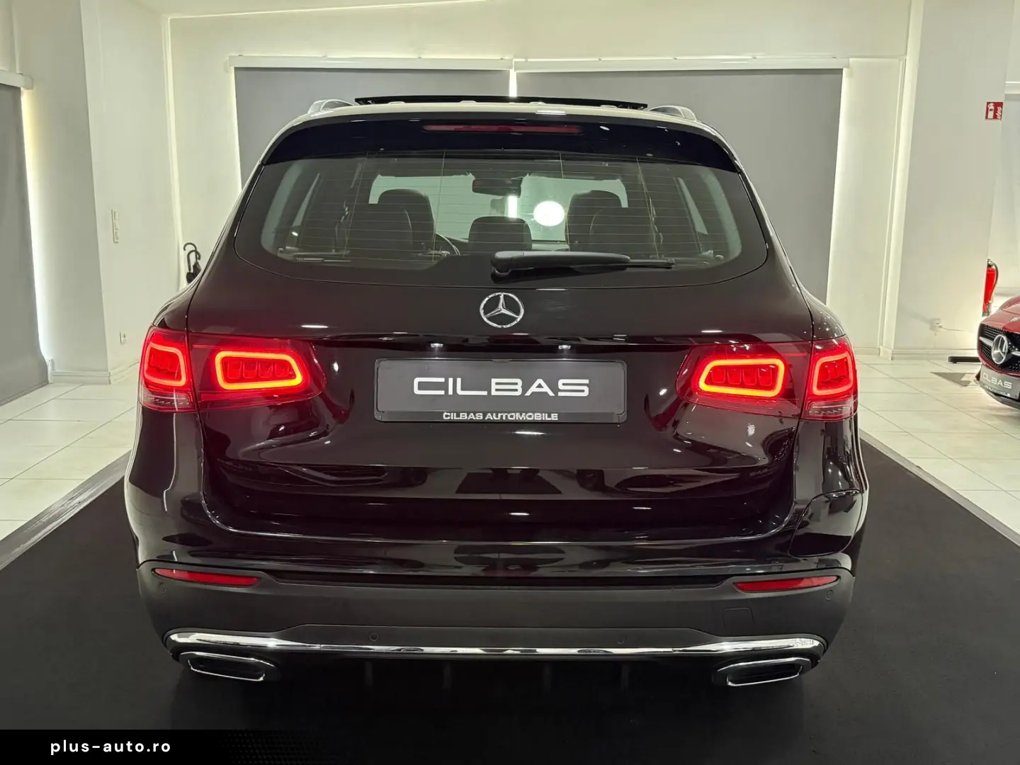MERCEDES-BENZ GLC 300 de 4M AMG-LINE PANO DISTR KAM &hellip;