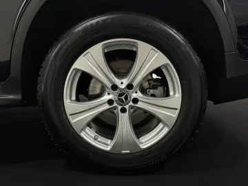 MERCEDES-BENZ GLC 300 de 4M AMG-LINE PANO DISTR KAM …