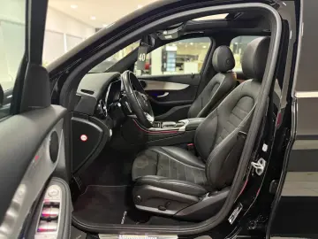 MERCEDES-BENZ GLC 300 de 4M AMG-LINE PANO DISTR KAM …