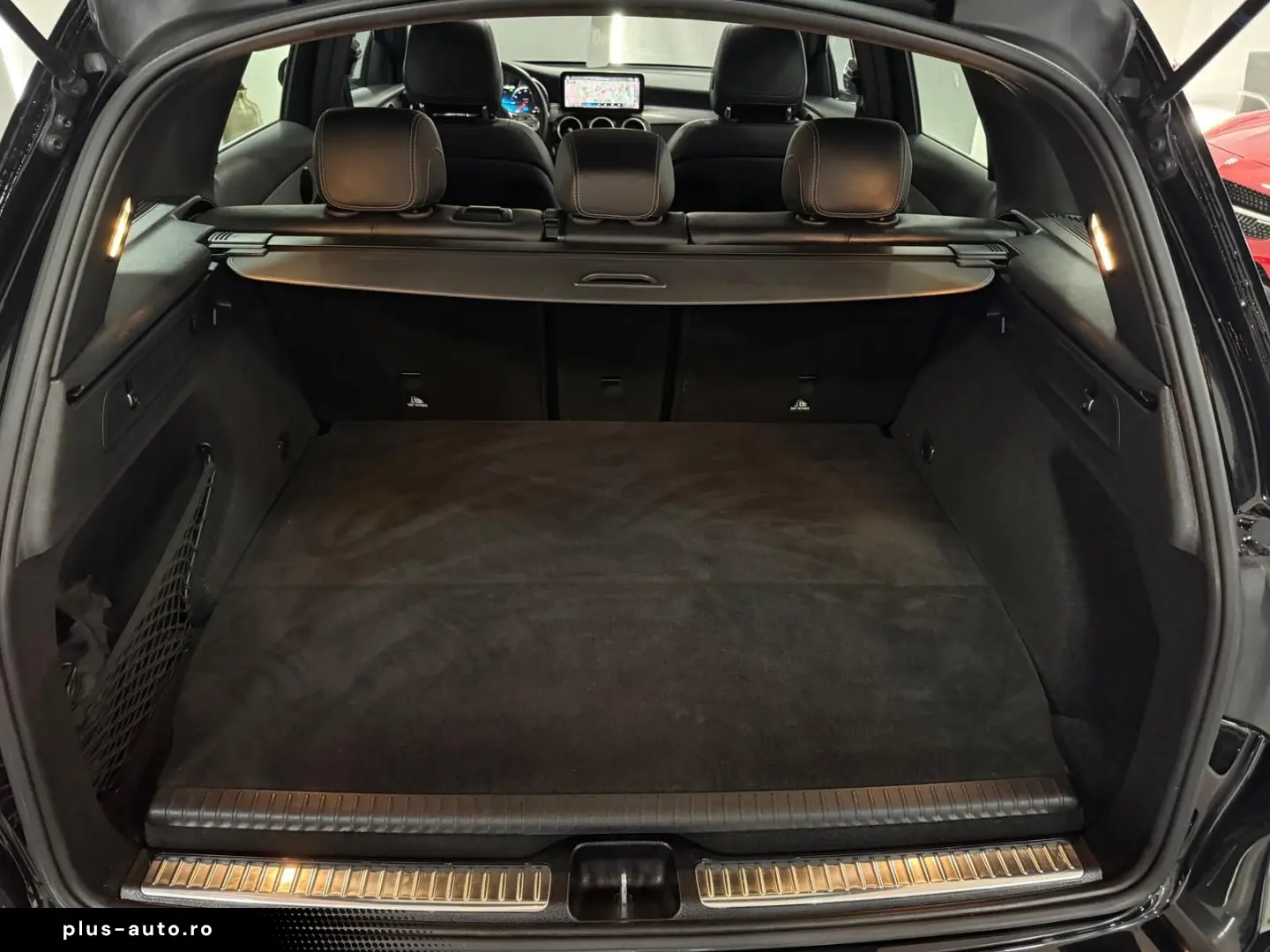 MERCEDES-BENZ GLC 300 de 4M AMG-LINE PANO DISTR KAM &hellip;