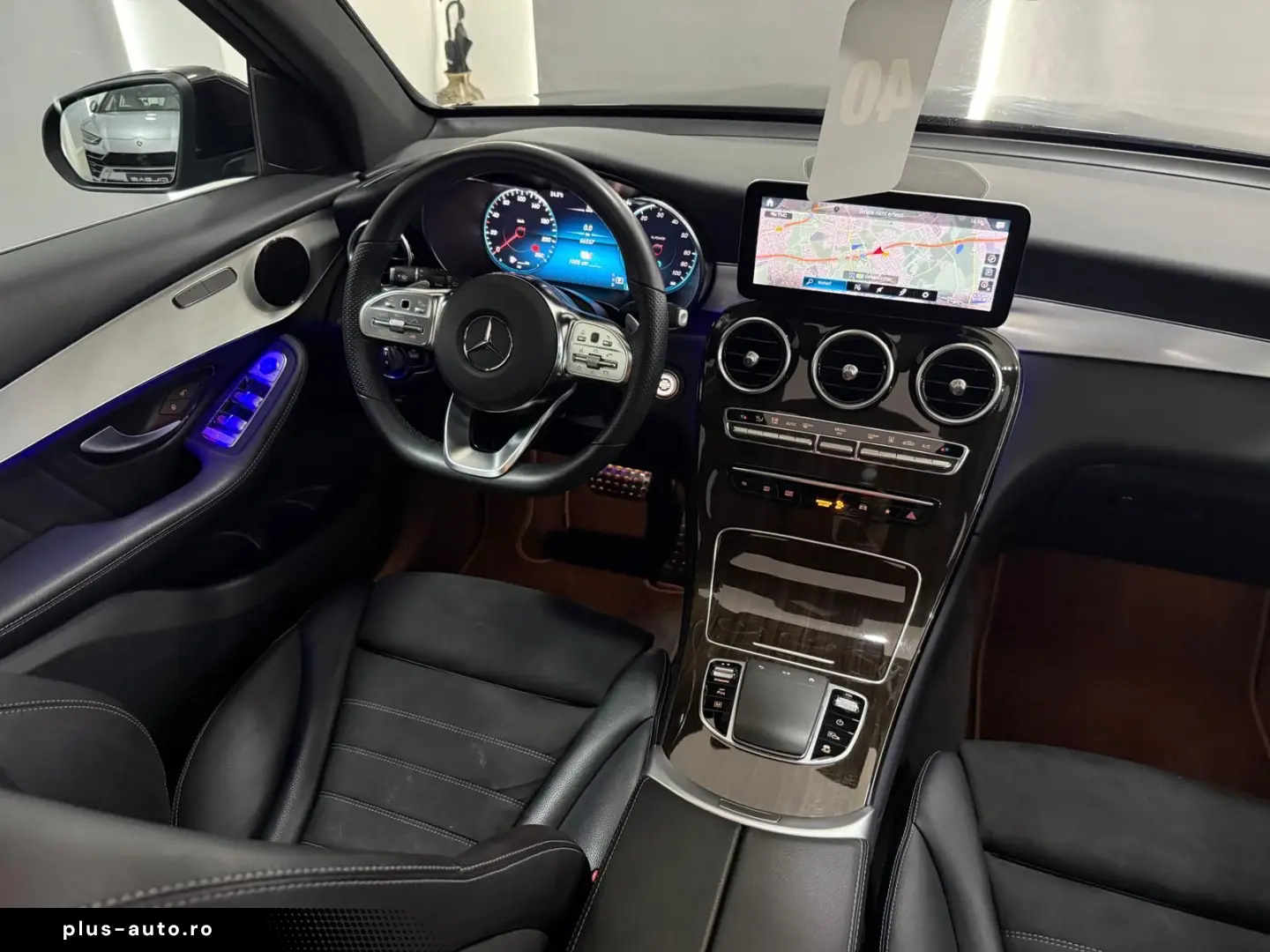 MERCEDES-BENZ GLC 300 de 4M AMG-LINE PANO DISTR KAM &hellip;