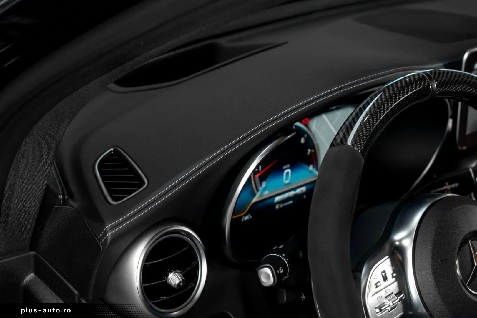 MERCEDES-BENZ GLC 63 S AMG COUPE