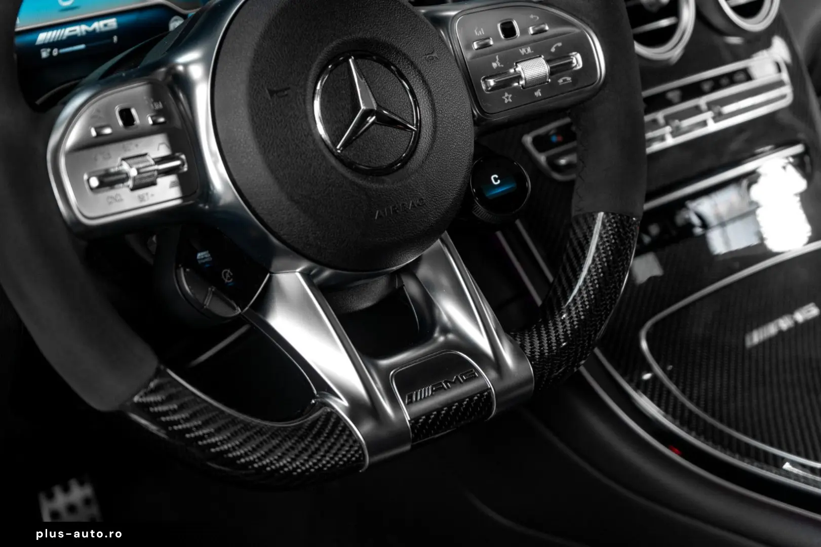 MERCEDES-BENZ GLC 63 S AMG COUPE