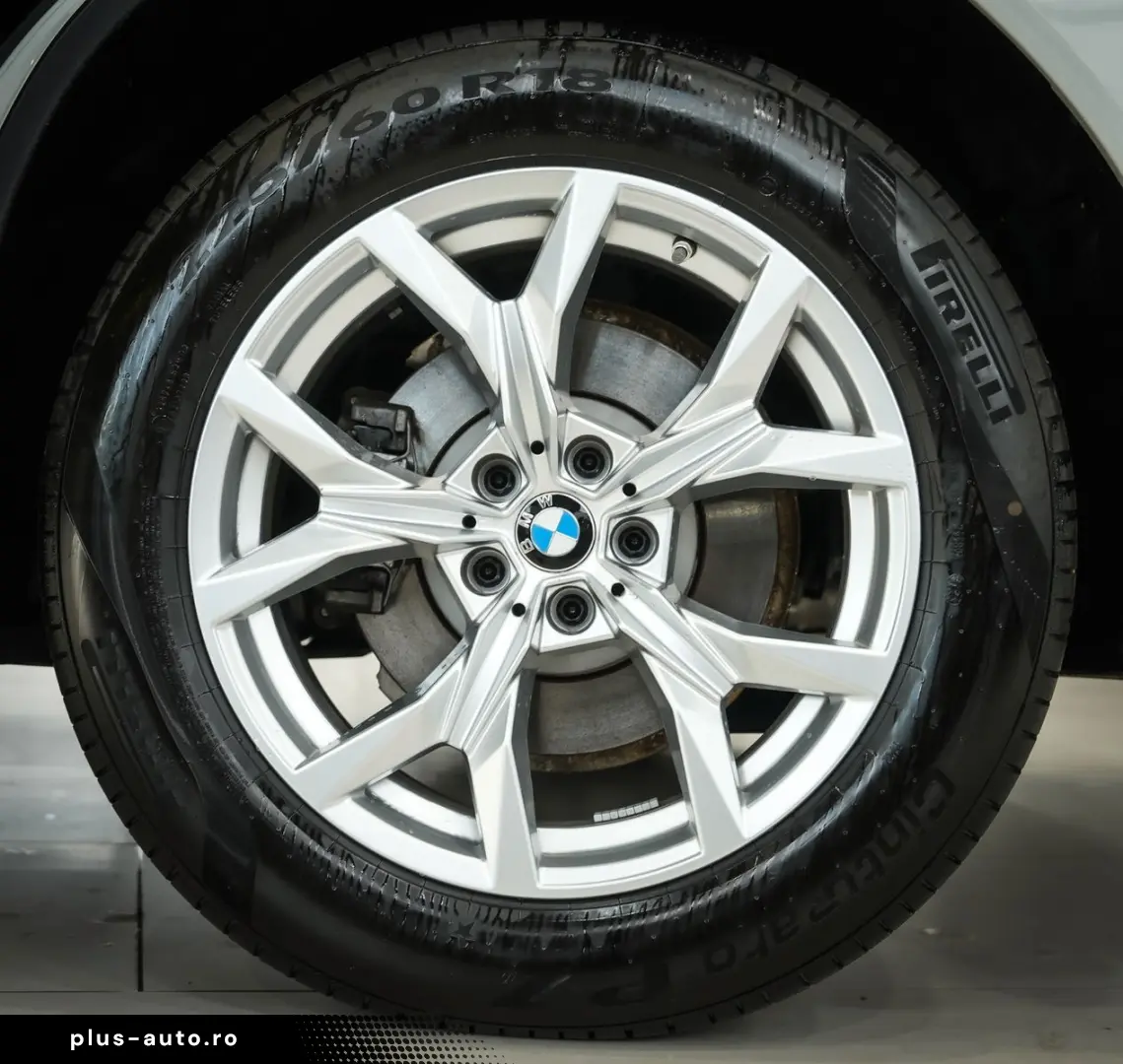 BMW X3 20 xDrive PREMIUM-PAK LEDER HUD H K NAVI 360