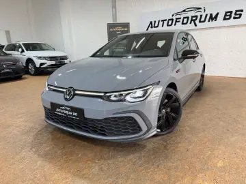 VW Golf VIII Lim. GTI 2.0TSI DSG CAM ACC 18