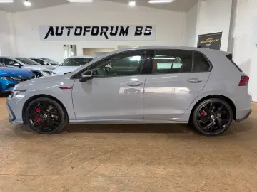 VW Golf VIII Lim. GTI 2.0TSI DSG CAM ACC 18