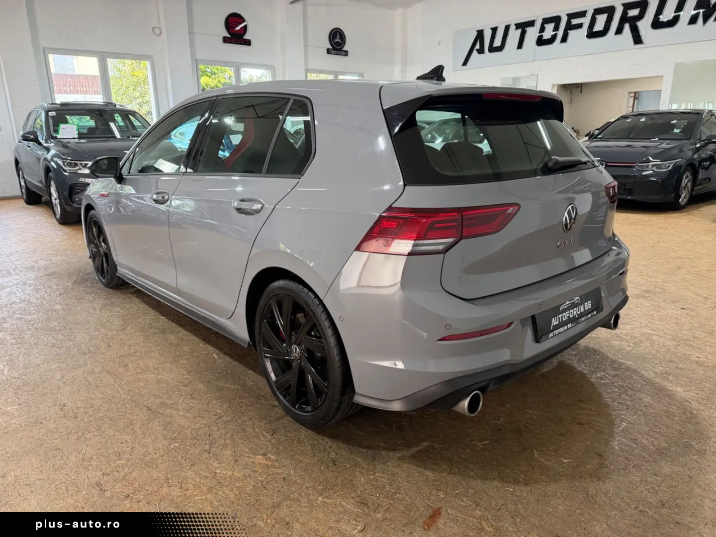 VW Golf VIII Lim. GTI 2.0TSI DSG CAM ACC 18