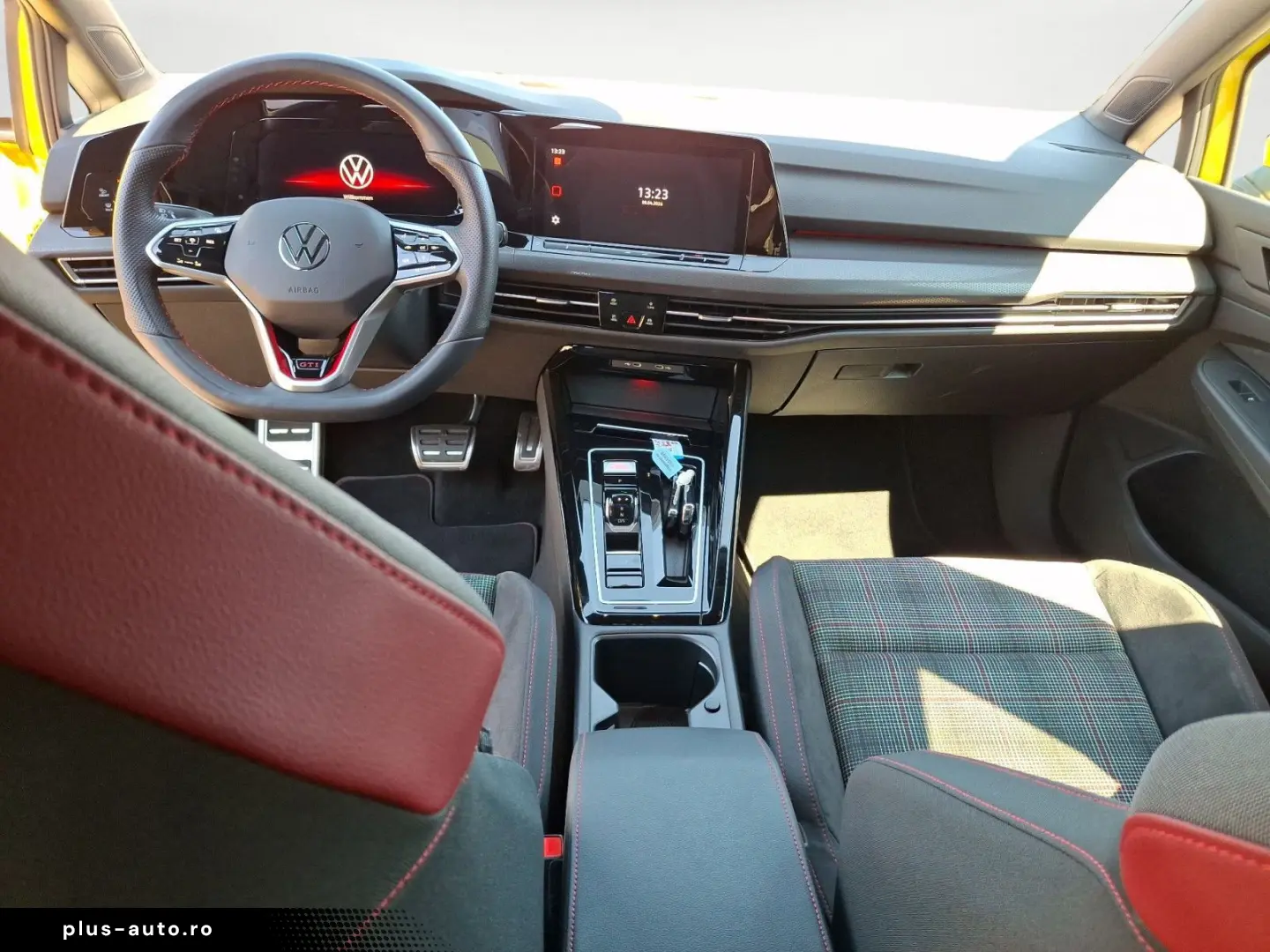 VW Golf GTI 2.0 TSI DSG GTI