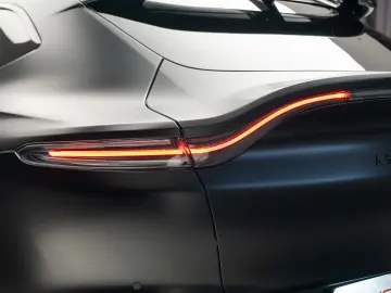 Aston Martin - DBX