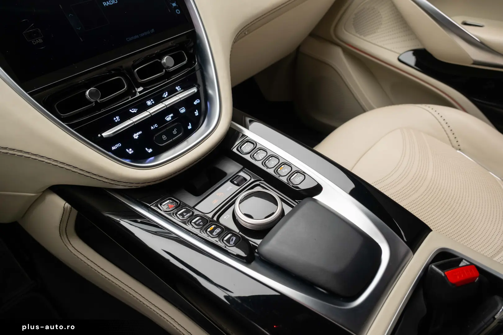 Aston Martin - DBX