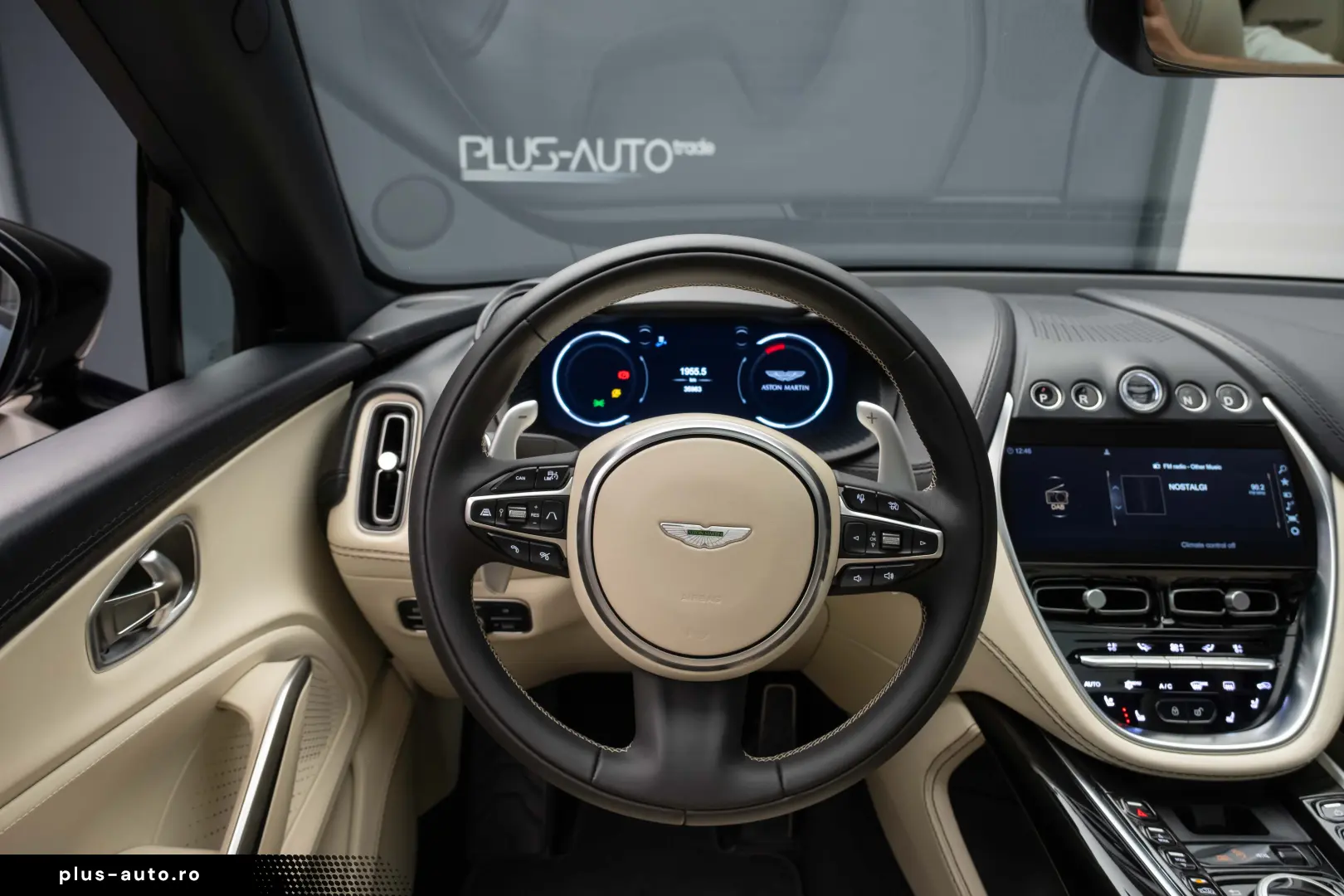 Aston Martin - DBX