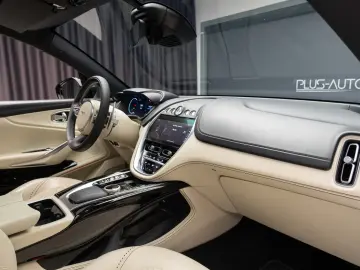 Aston Martin - DBX