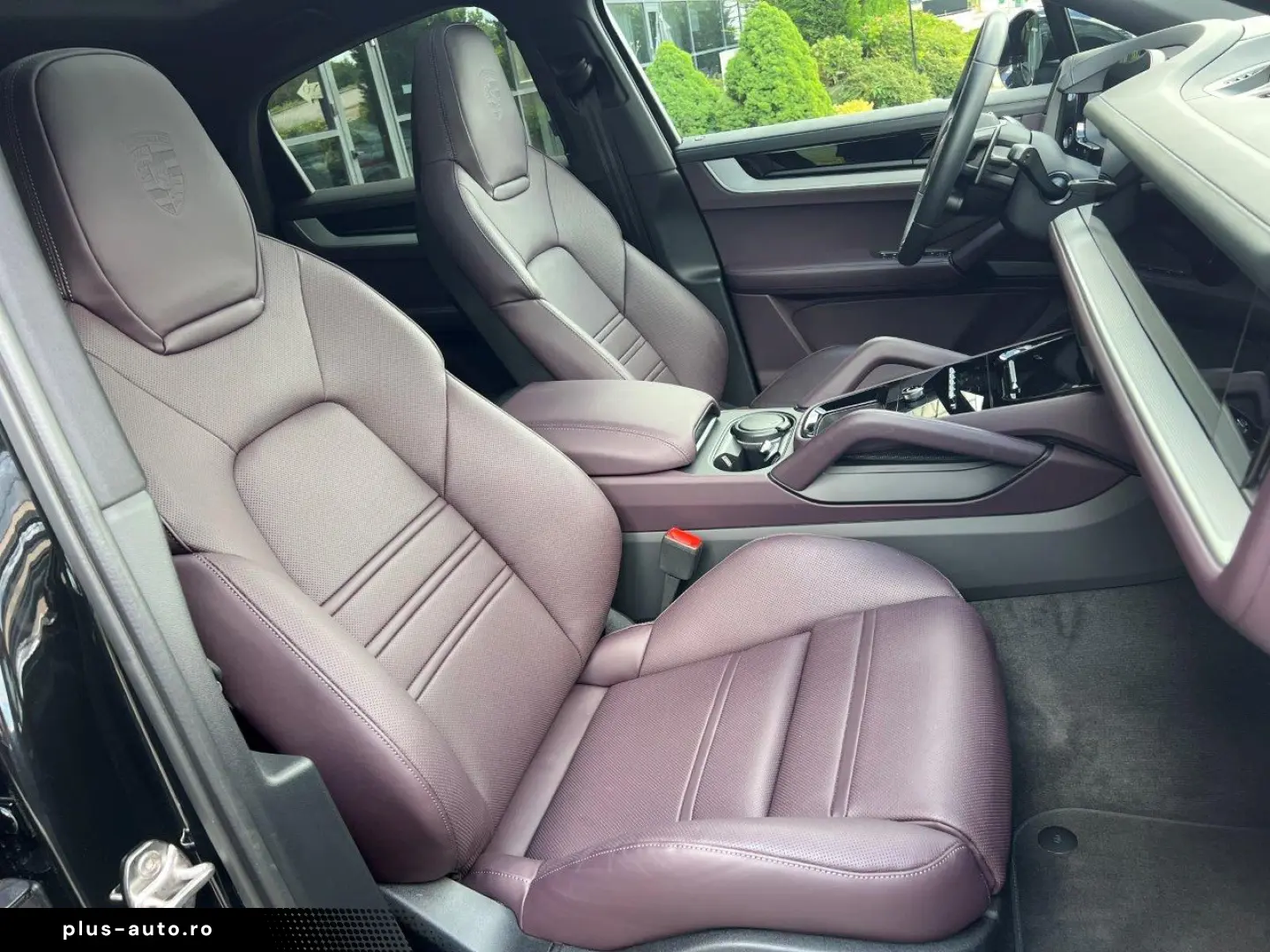 PORSCHE CAYENNE COUPE