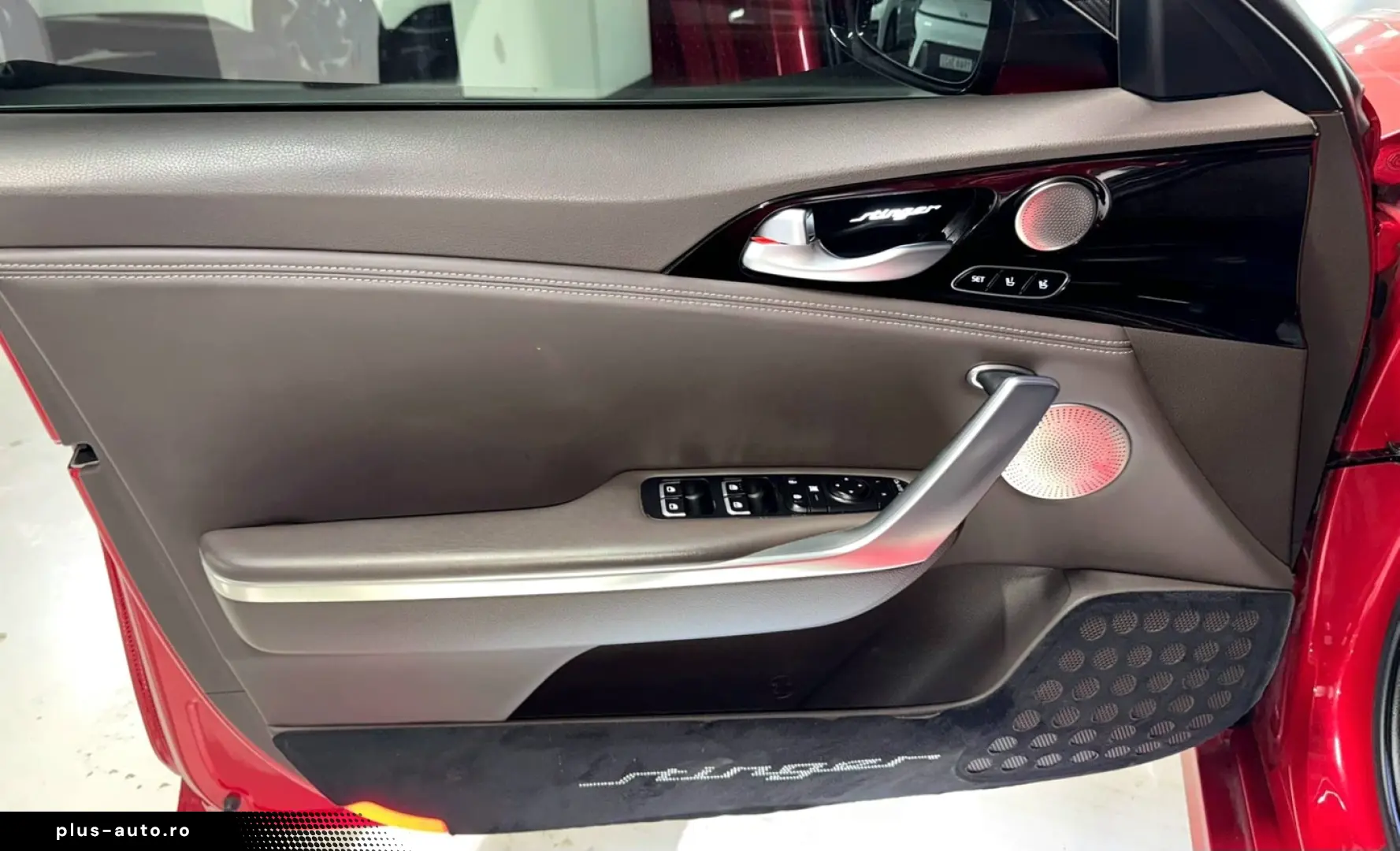 Kia Stinger 2017  99.700km Garantie 36 de luni   60.000km