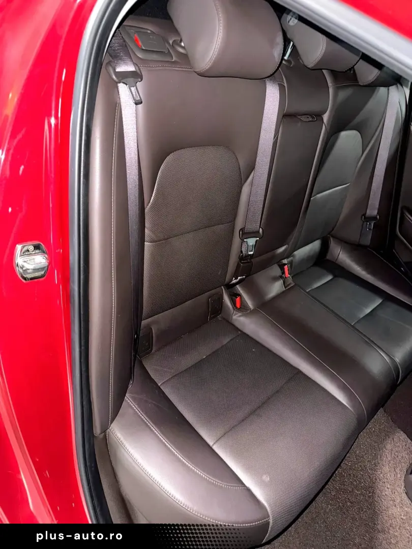 Kia Stinger 2017  99.700km Garantie 36 de luni   60.000km
