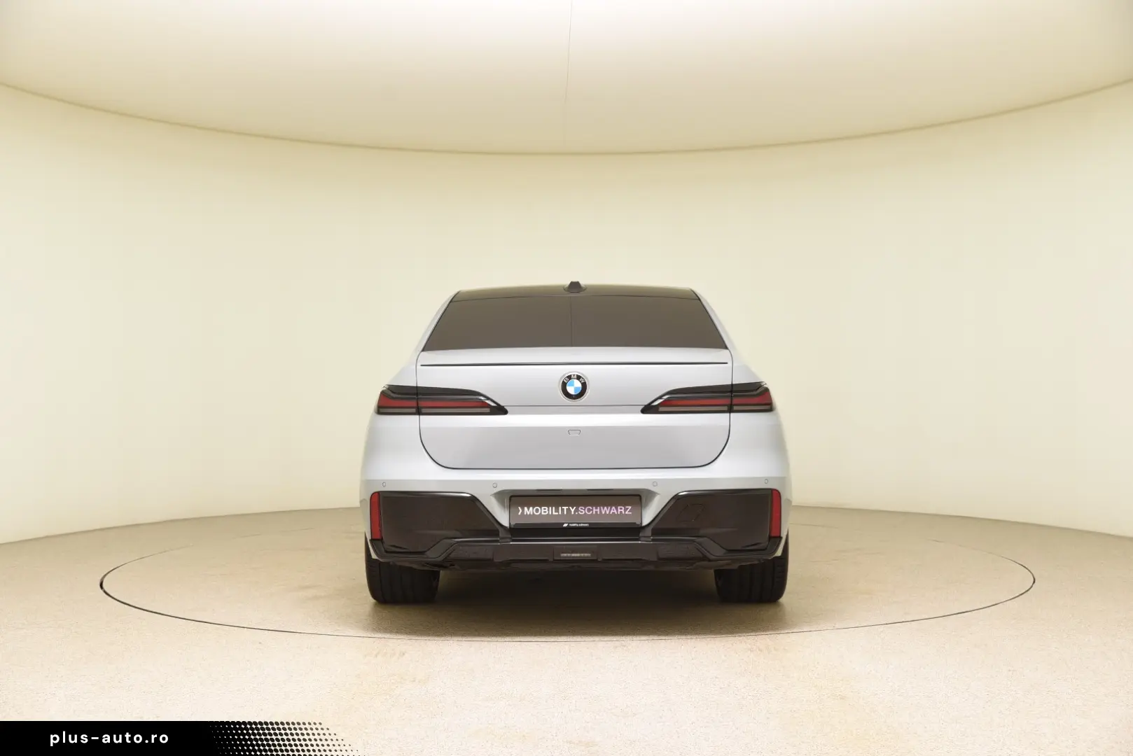 BMW 740 d xDrive M Sport - Garantie pana 05 2027