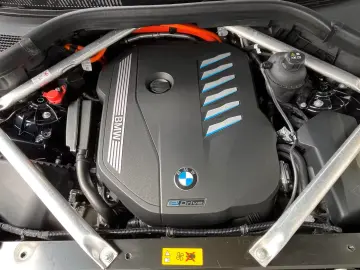 BMW X5 xDrive45e A M-Sport AHK LCProf. ACC HUD DA PA