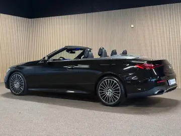 MERCEDES-BENZ CLE200 Cabrio AMG Advanced Plus-AIRSCARF-VOLL
