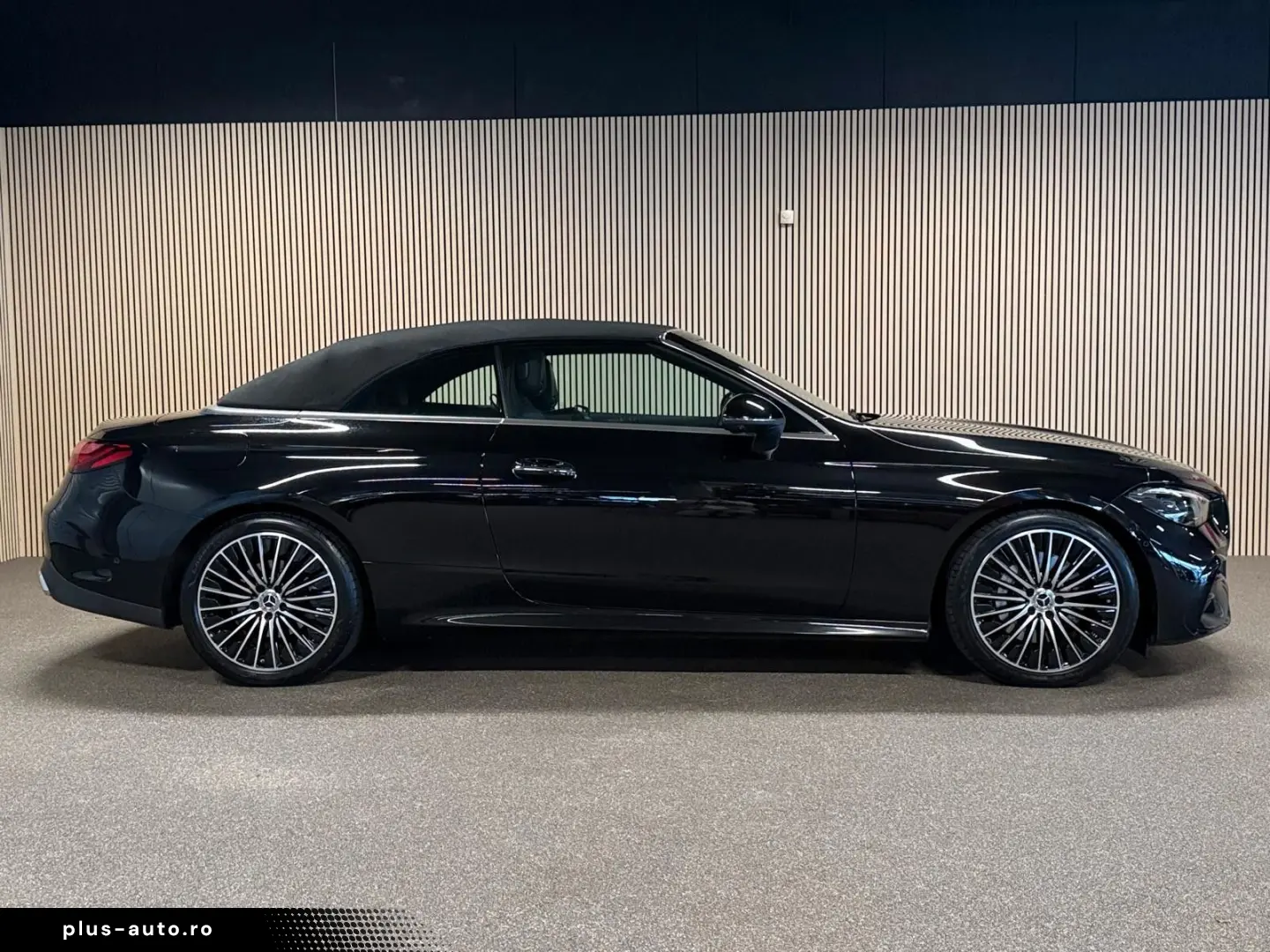 MERCEDES-BENZ CLE200 Cabrio AMG Advanced Plus-AIRSCARF-VOLL