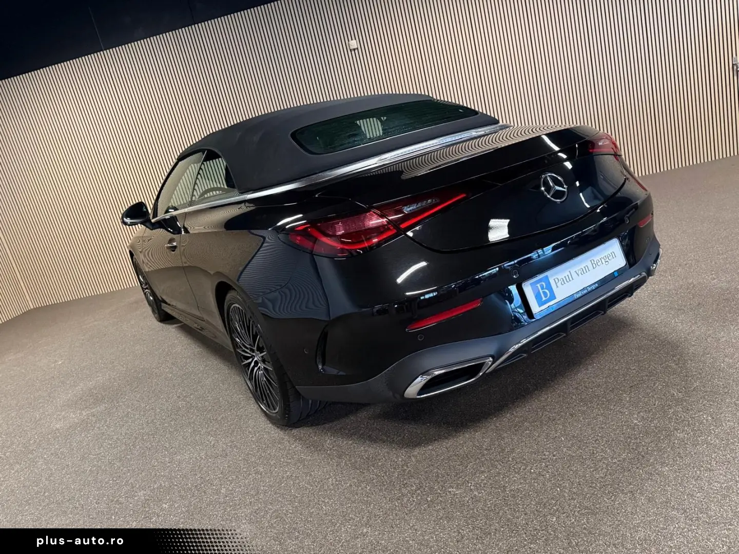 MERCEDES-BENZ CLE200 Cabrio AMG Advanced Plus-AIRSCARF-VOLL