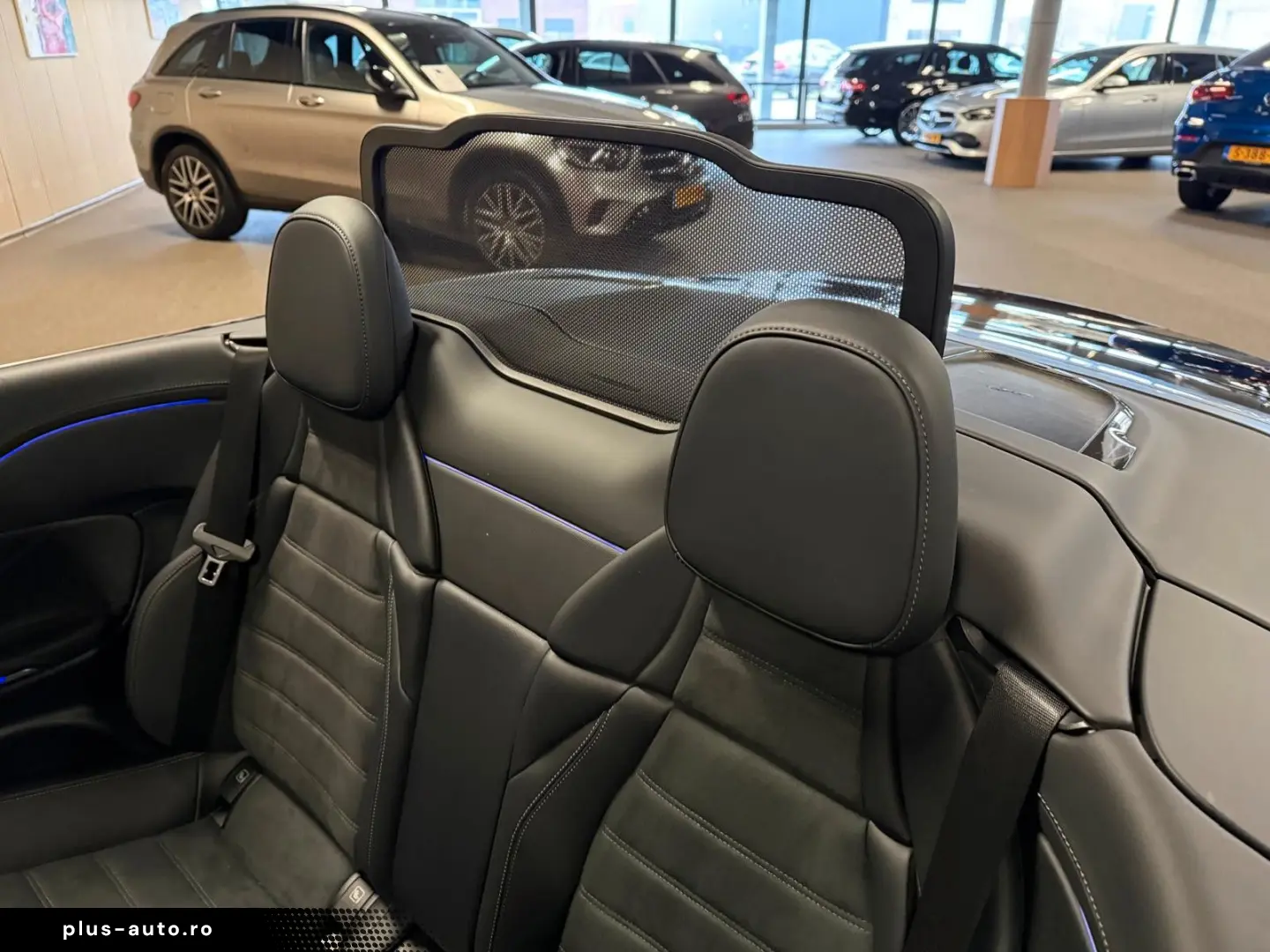 MERCEDES-BENZ CLE200 Cabrio AMG Advanced Plus-AIRSCARF-VOLL