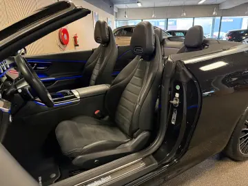 MERCEDES-BENZ CLE200 Cabrio AMG Advanced Plus-AIRSCARF-VOLL