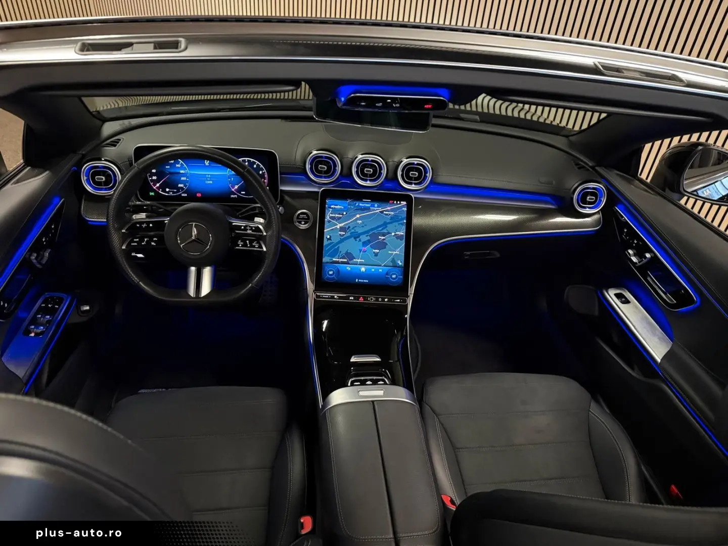 MERCEDES-BENZ CLE200 Cabrio AMG Advanced Plus-AIRSCARF-VOLL
