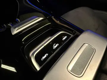MERCEDES-BENZ CLE200 Cabrio AMG Advanced Plus-AIRSCARF-VOLL