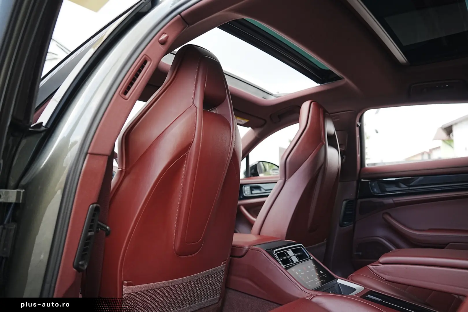 Porsche Panamera 4 E-Hybrid