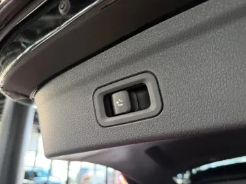MERCEDES-BENZ GLE 450 d 4M AMG MBEAM DISTR BURM HuD PANO AHK