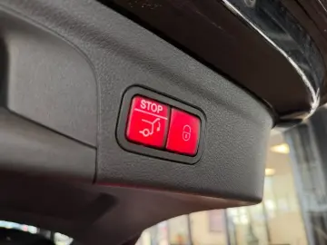 MERCEDES-BENZ GLE 450 d 4M AMG MBEAM DISTR BURM HuD PANO AHK