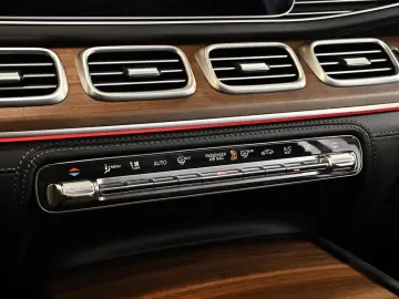 MERCEDES-BENZ GLE 350 de 4M AMG Sport Premium  AHK P…