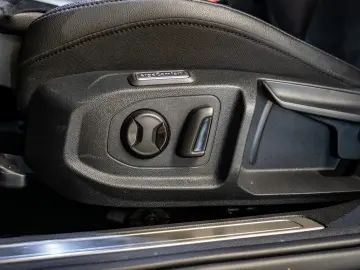 Volkswagen Arteon 2.0 TSI LED Pano Camera360 ACC