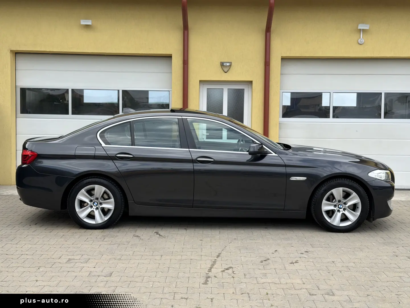 2.0d   218cp   xDrive   5 butoane   Distronic   Trapa