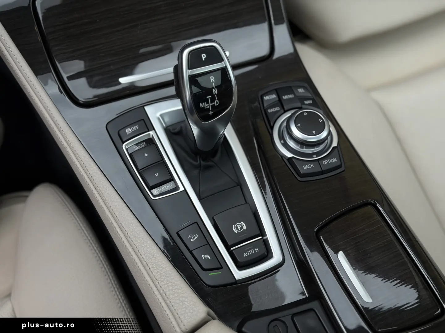 2.0d   218cp   xDrive   5 butoane   Distronic   Trapa