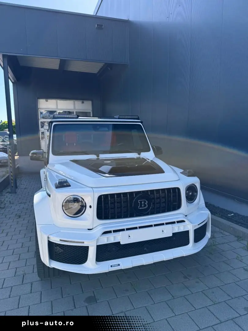 MERCEDES-BENZ G 63 AMG  BRABUS 800 A22 Rear Entertainment