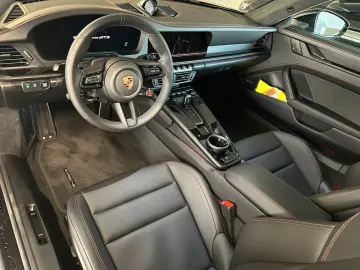 PORSCHE 911 Carrera GTS T-Hybrid MATRIX LEDER BOSE