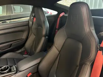 PORSCHE 911 Carrera GTS T-Hybrid MATRIX LEDER BOSE