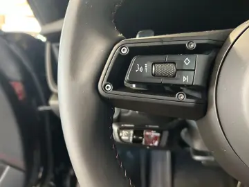 PORSCHE 911 Carrera GTS T-Hybrid MATRIX LEDER BOSE