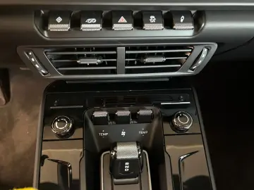 PORSCHE 911 Carrera GTS T-Hybrid MATRIX LEDER BOSE