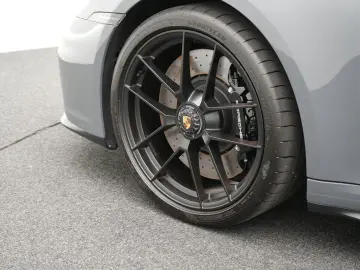 PORSCHE 992 Carrera 4 GTS Cabrio