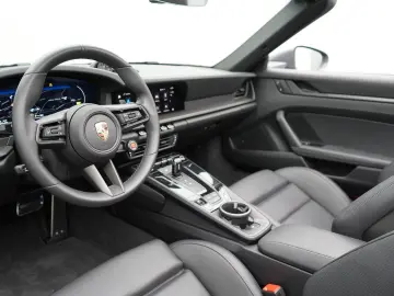 PORSCHE 992 Carrera 4 GTS Cabrio