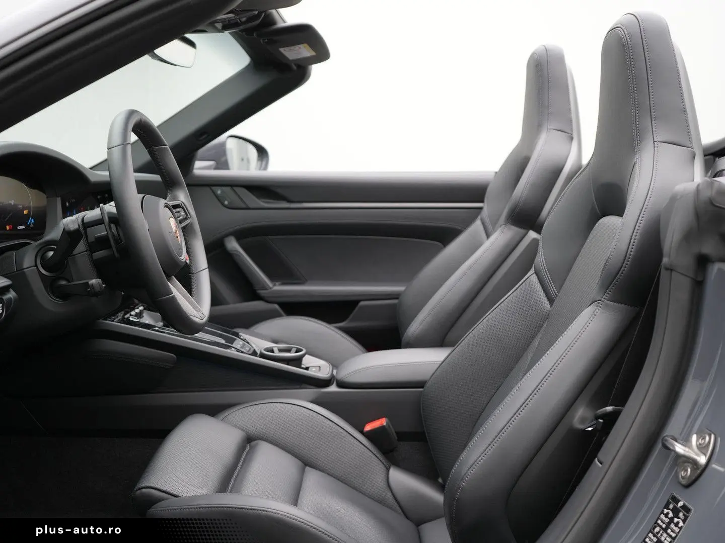 PORSCHE 992 Carrera 4 GTS Cabrio