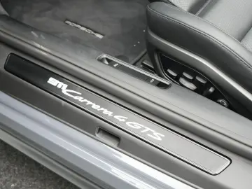 PORSCHE 992 Carrera 4 GTS Cabrio