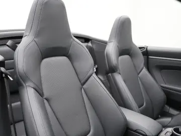 PORSCHE 992 Carrera 4 GTS Cabrio