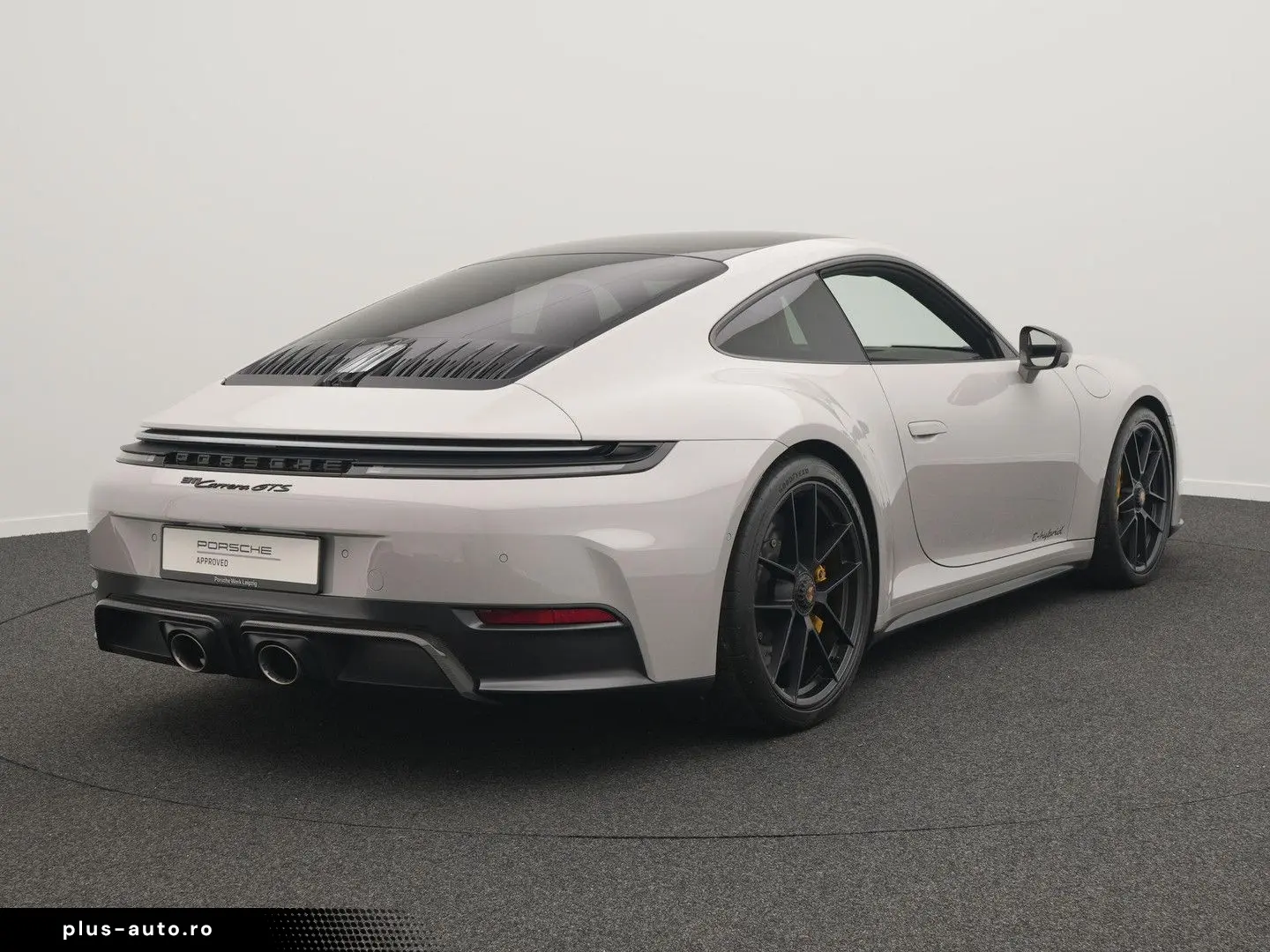 PORSCHE 992 Carrera GTS
