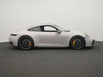PORSCHE 992 Carrera GTS