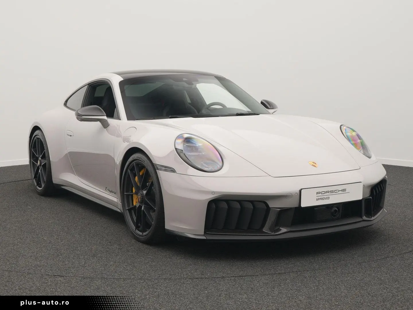 PORSCHE 992 Carrera GTS