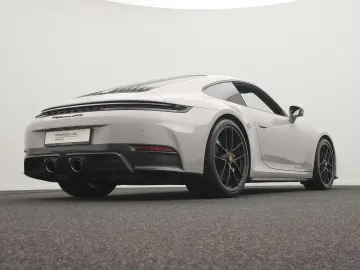 PORSCHE 992 Carrera GTS